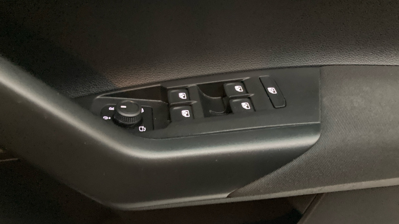 Volkswagen Polo 1.0 TSI Life 5dr Petrol Hatchback